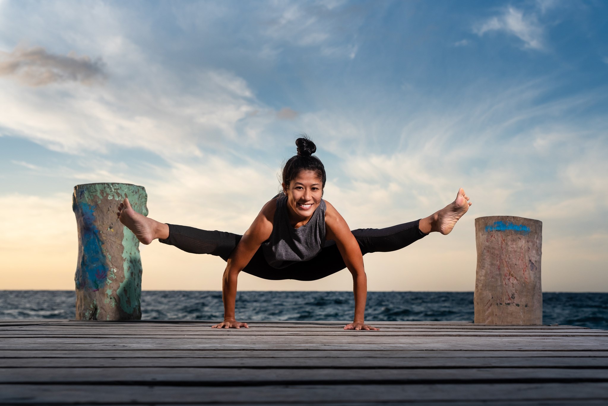 phu nu My goc Viet bo viec luong cao de day yoga anh 1