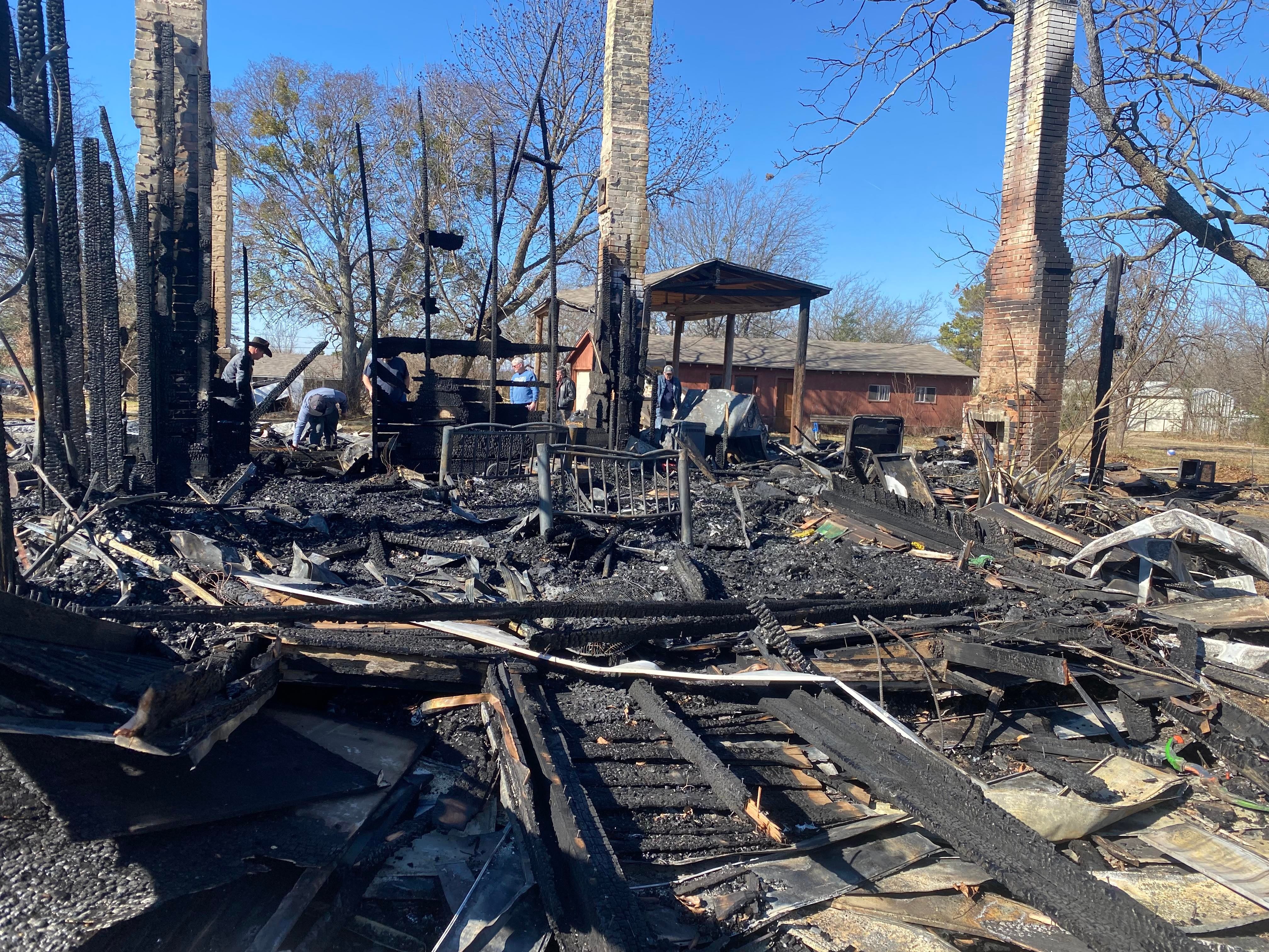 cau be 2 tuoi cuu gia dinh khoi hoa hoan anh 2