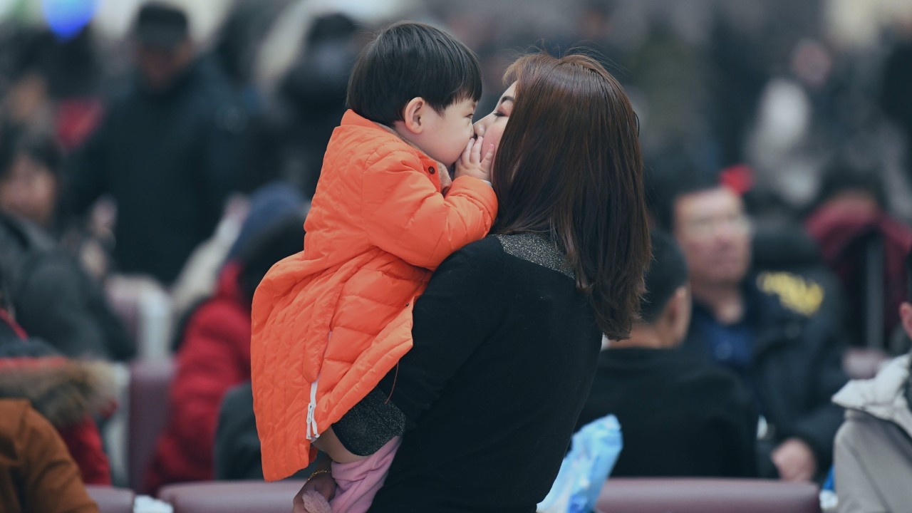 phu nu Trung Quoc dong lanh trung anh 1