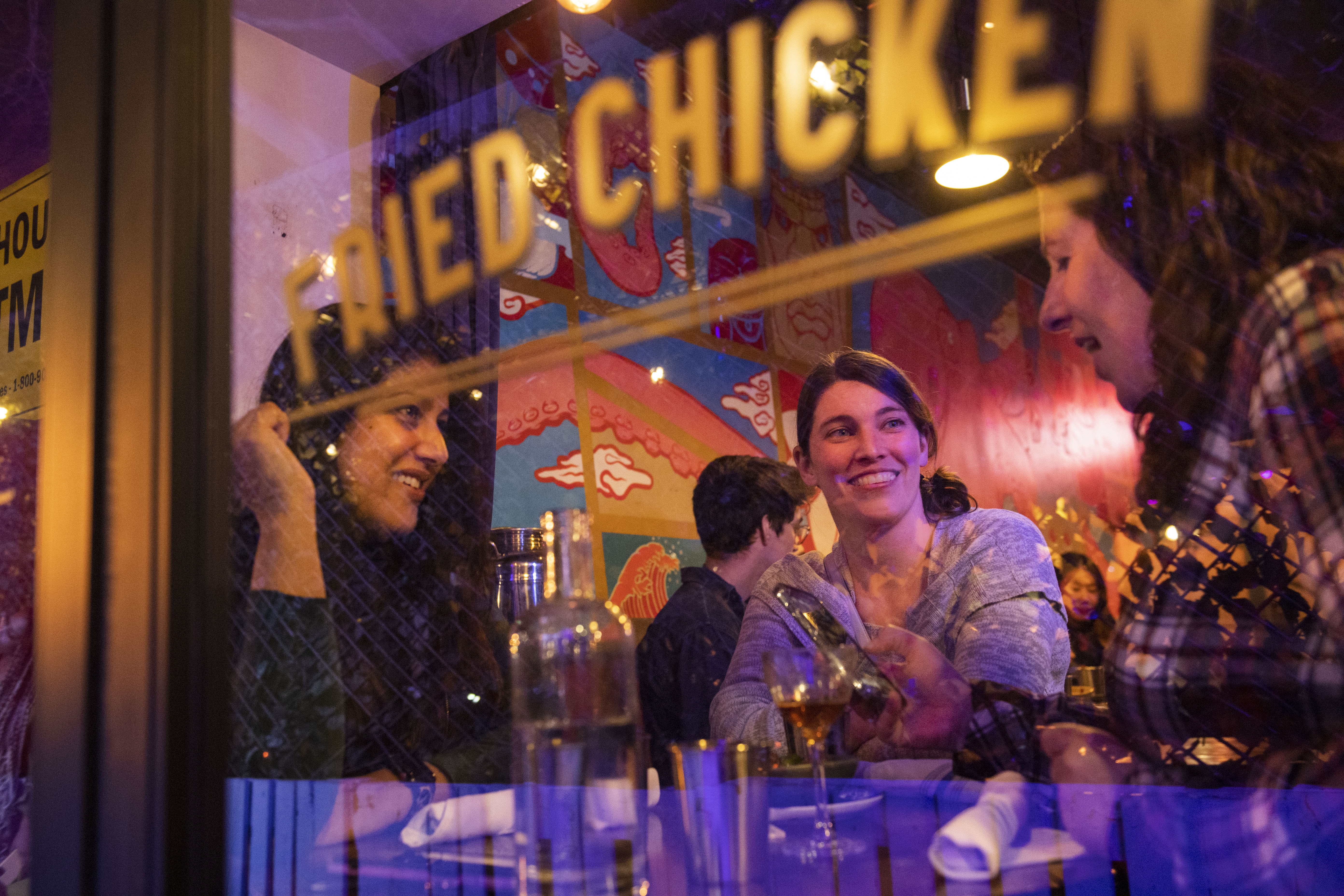 Doi song tiec tung ve dem cua gioi tre My tro lai anh 3