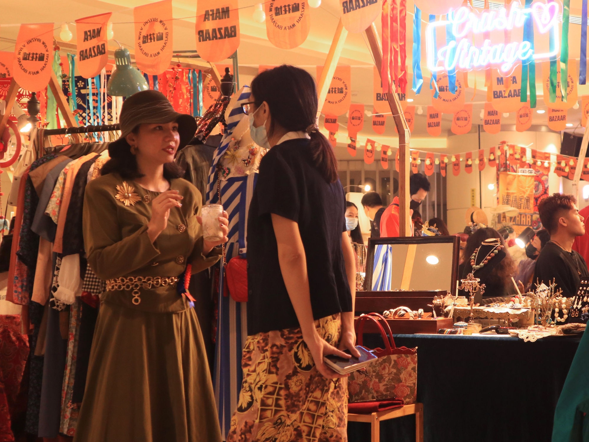 Trung Quoc duoc gi khi phu nu tre doc lap tai chinh anh 6