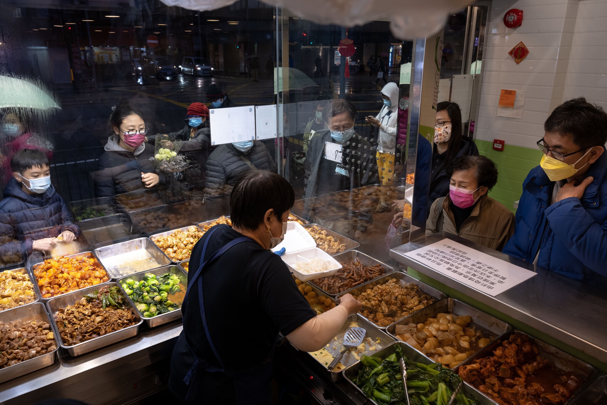 com bui len ngoi o Hong Kong anh 3