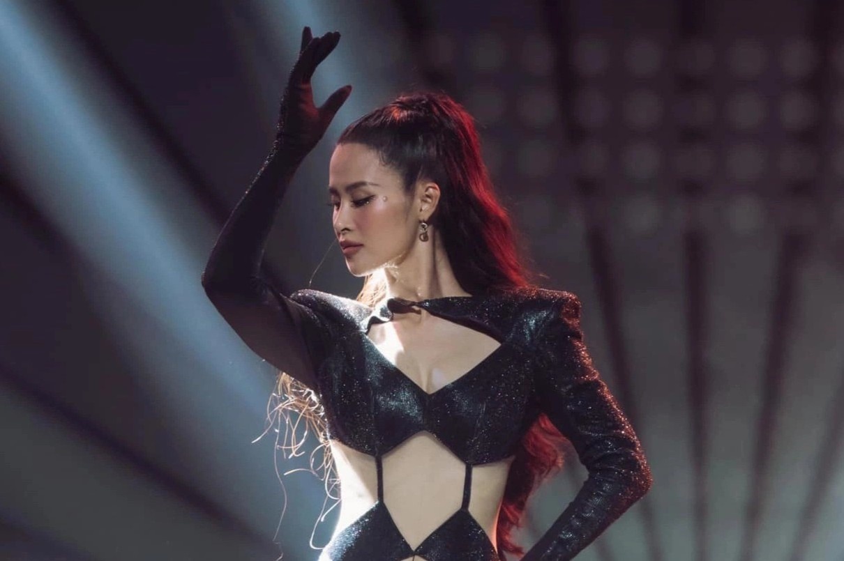 Khi than tuong mat fan hinh anh