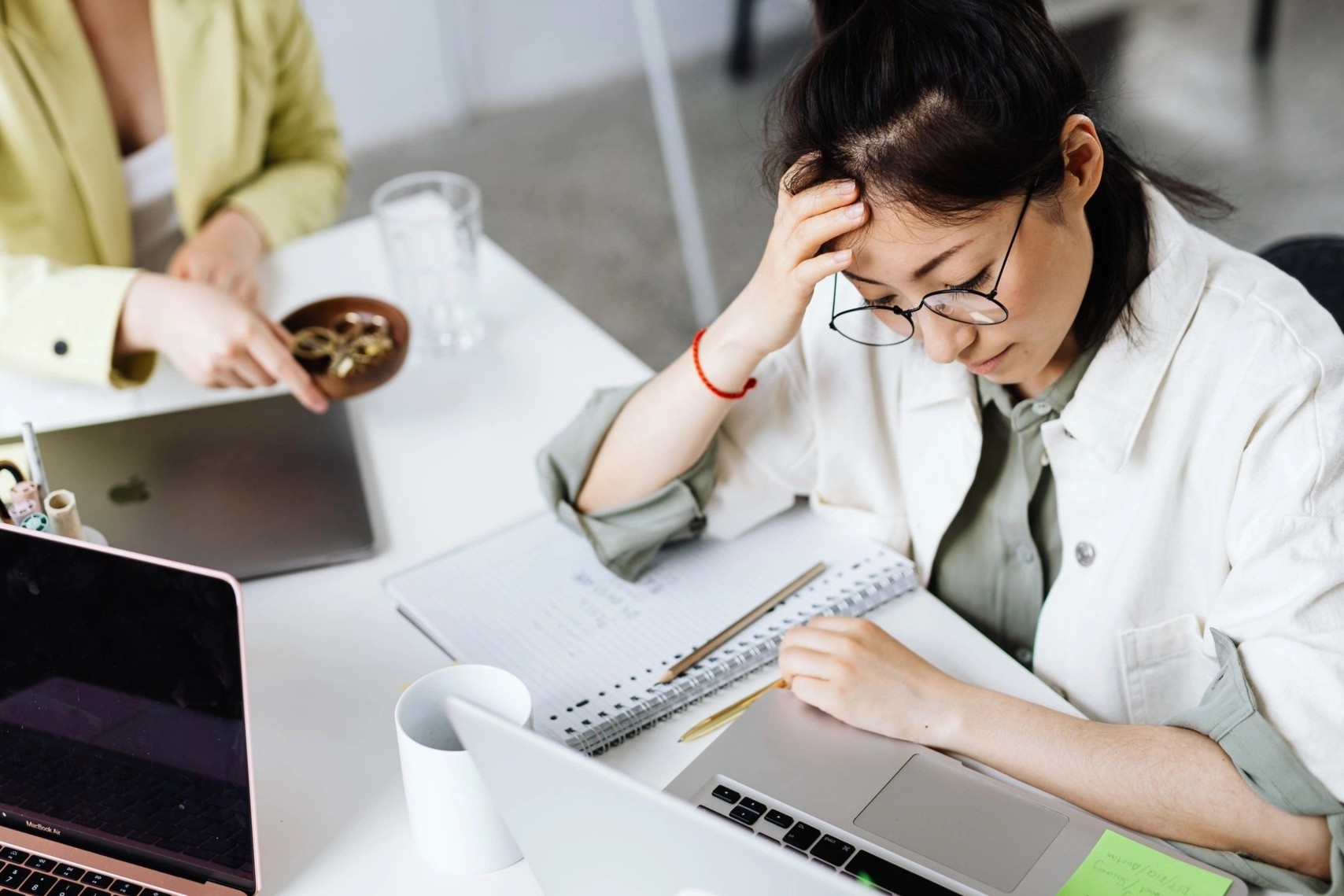 Muc luong 500.000 USD cua nhan vien cong nghe sap bien mat hinh anh