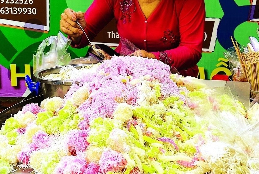 Mon banh tam khoai mi kho tim o TP.HCM hinh anh