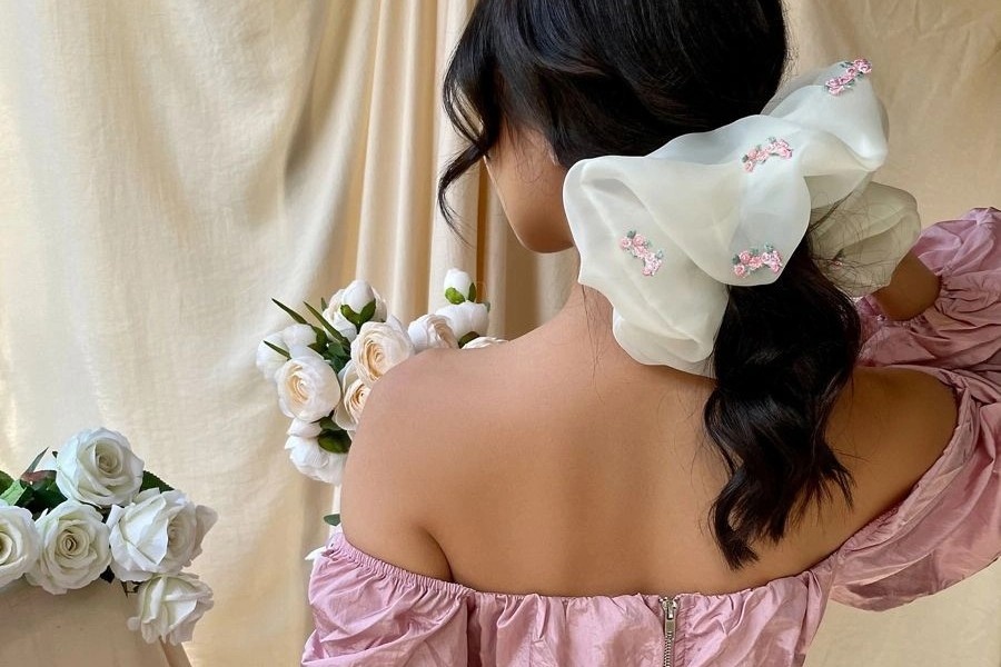 Scrunchie khong loi mot hinh anh