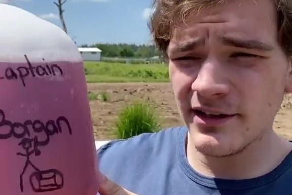 Su that ve trao luu tron nuoc loc voi do uong co con tren TikTok hinh anh