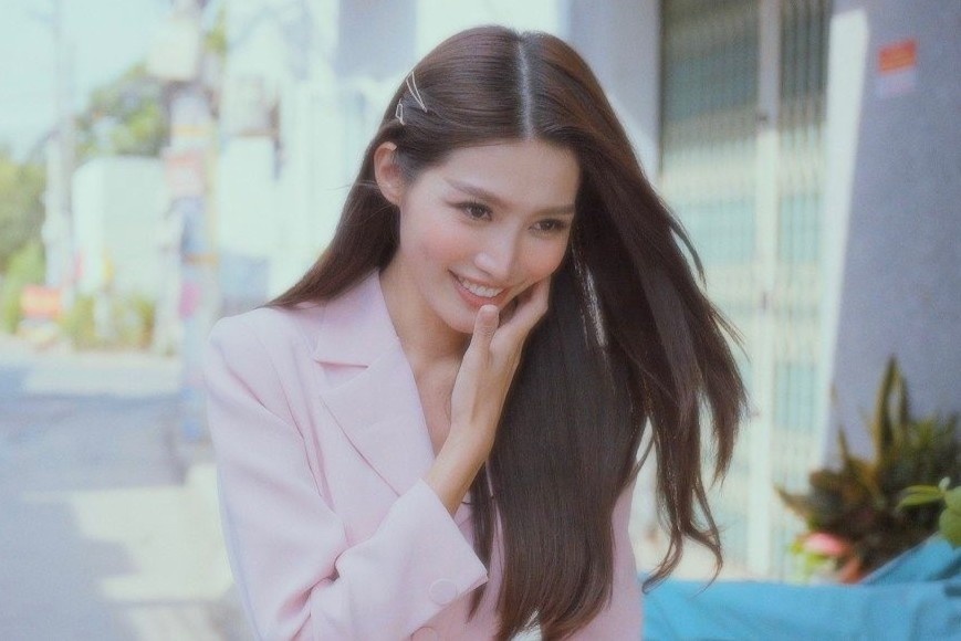 Quynh Chau: Uoc mo duoc di thi quoc te hinh anh