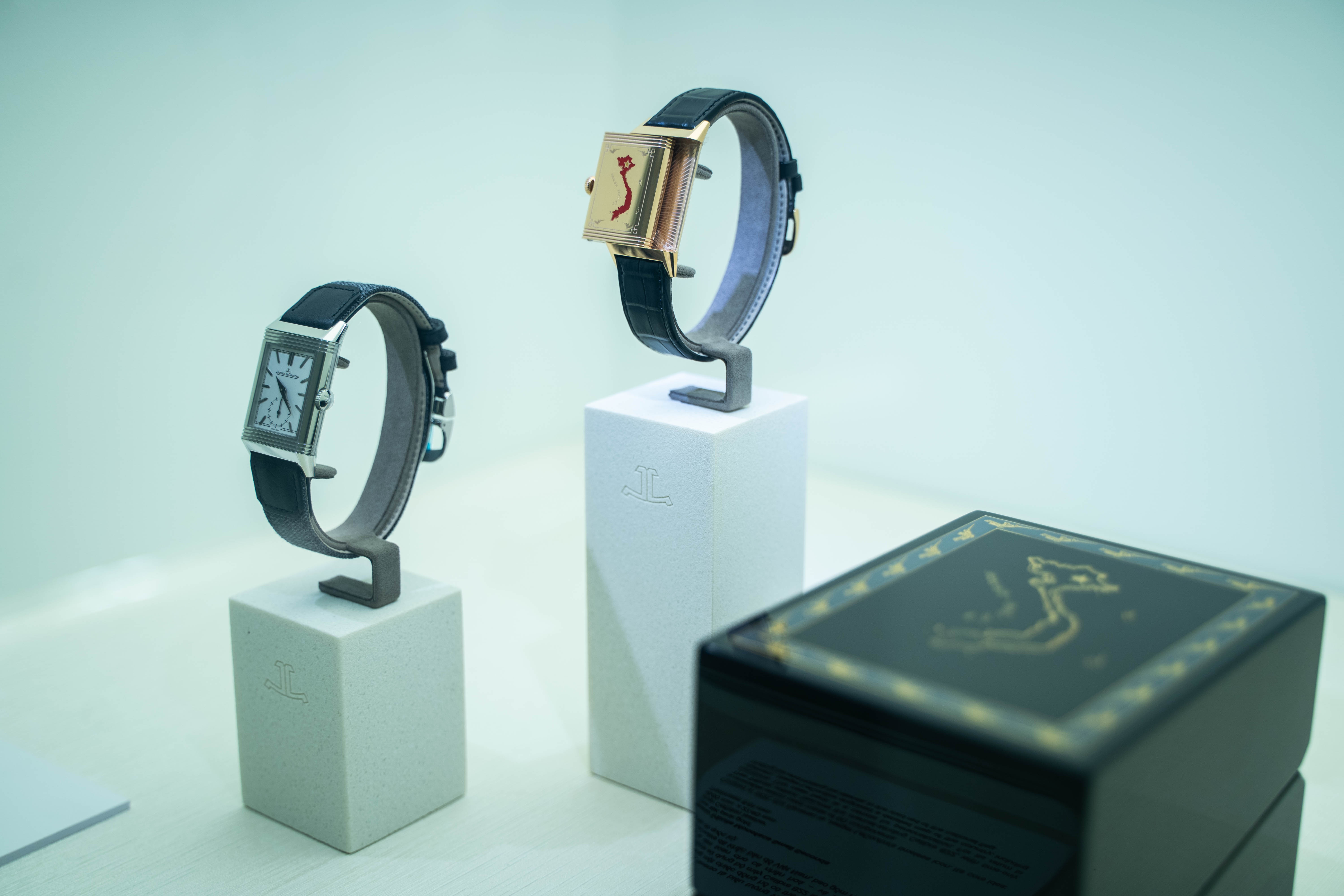 Giao điểm Tinh hoa,  Triển lãm thời trang,  đồ xa xỉ,  Hoàng thành Thăng Long,  Hermès,  Loewe,  thương hiệu xa xỉ,  nghệ thuật thủ công,  lifestyle Việt Nam, Tam Sơn 20 năm ảnh 9 Giao diem Tinh hoa,  Trien lam thoi trang,  do xa xi,  Hoang thanh Thang Long,  Hermes,  Loewe,  thuong hieu xa xi,  nghe thuat thu cong,  lifestyle Viet Nam, Tam Son 20 nam anh 9