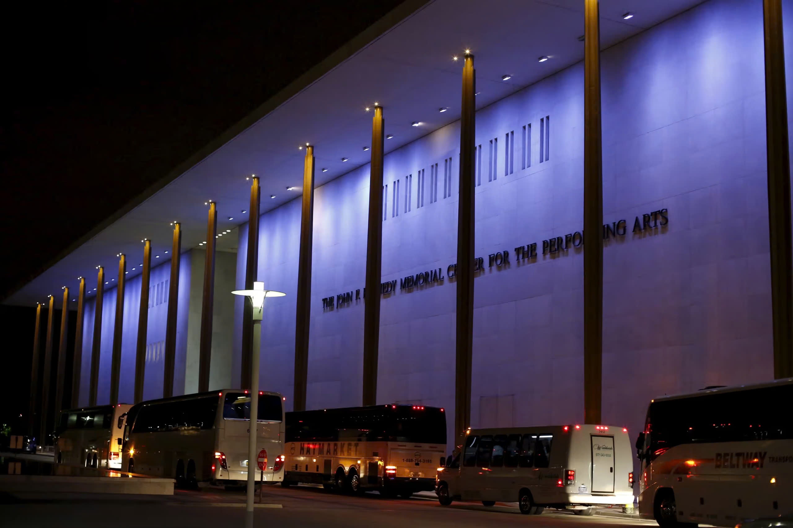 Dong thai moi nhat khien ca Washington ngo ngang cua ong Trump hinh anh