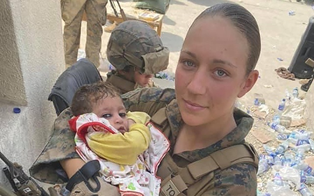 Dang sau cai chet cua 2 nu binh si My o Kabul hinh anh