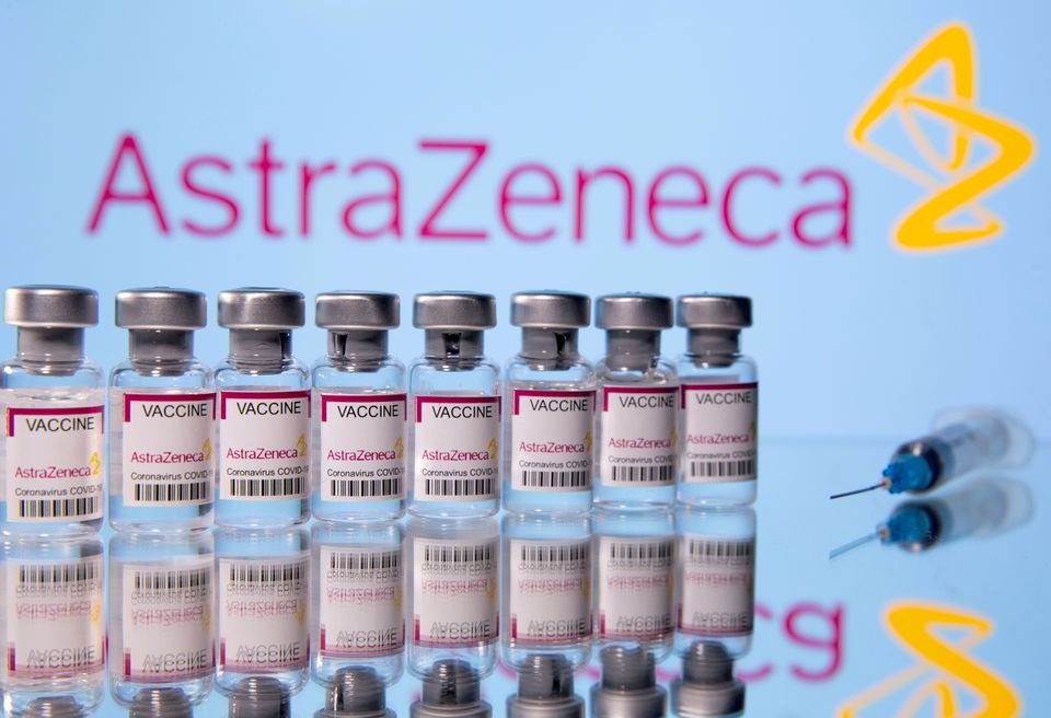 Saudi Arabia ky ban ghi nho hop tac voi Pfizer va AstraZeneca hinh anh
