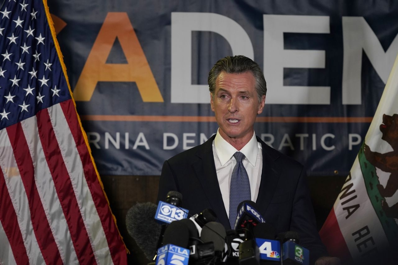 dang Cong hoa o quan Cam anh 1