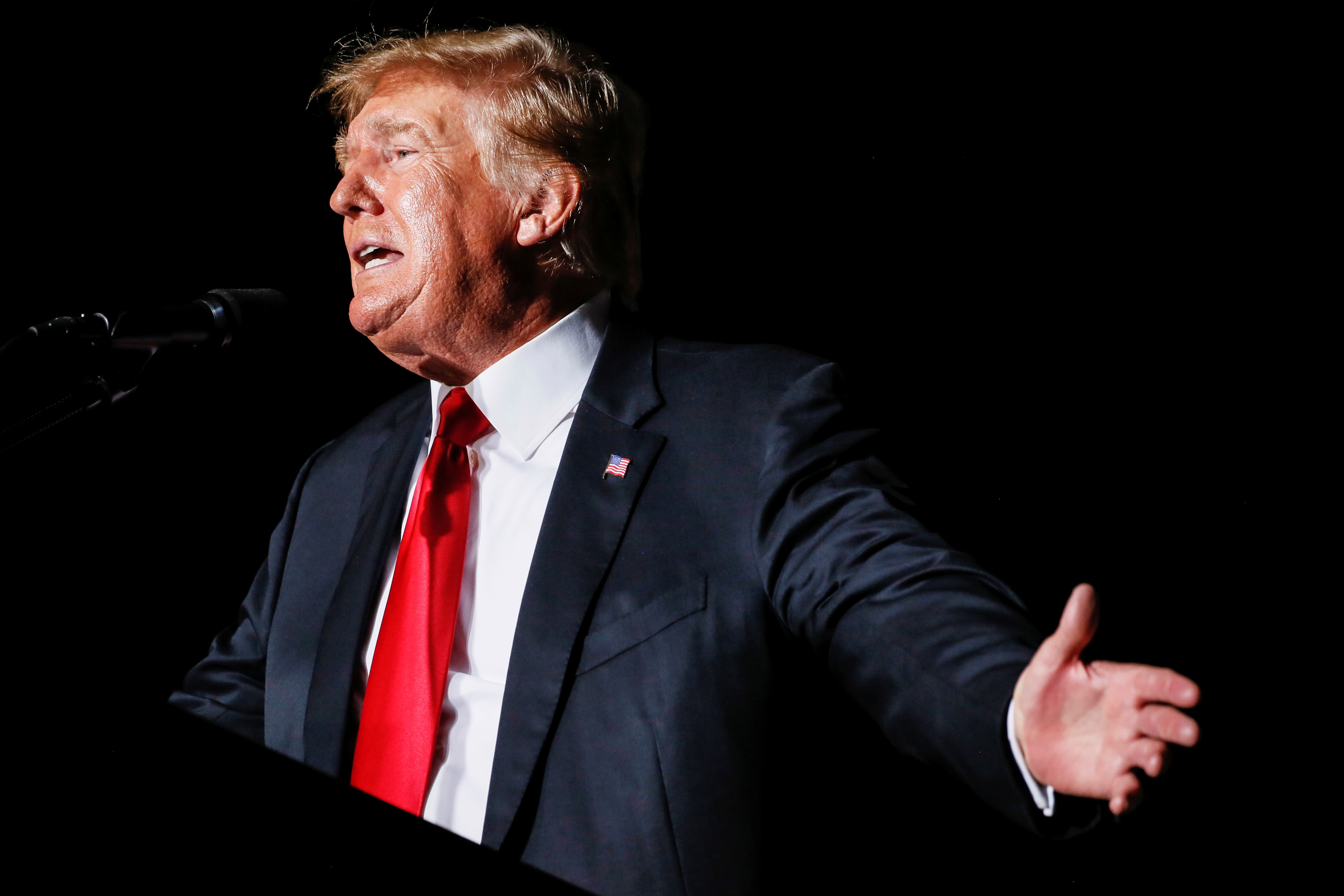 Ne ong Trump, dang vien Cong hoa chua voi tuyen bo tranh cu tong thong hinh anh