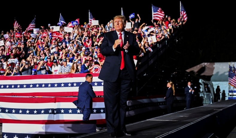 ong Trump tai tranh cu anh 1