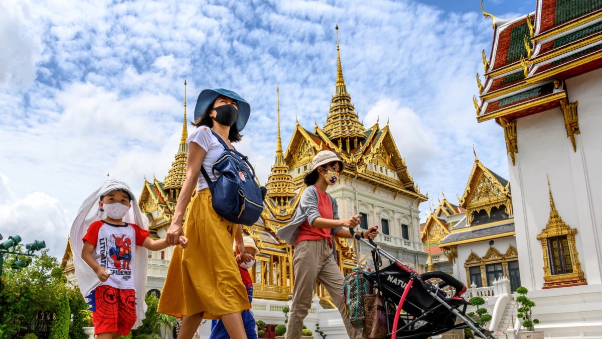 Bao gio nguoi Viet tro lai thoi 'di Thai nhu di cho'? hinh anh