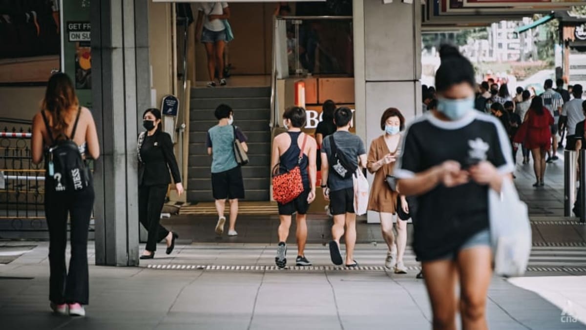 Quan chuc Singapore hien ke de tranh bung dich nhu chau Au hinh anh