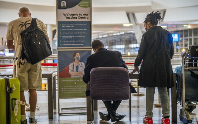 san bay Nam Phi truoc lenh cam anh 6