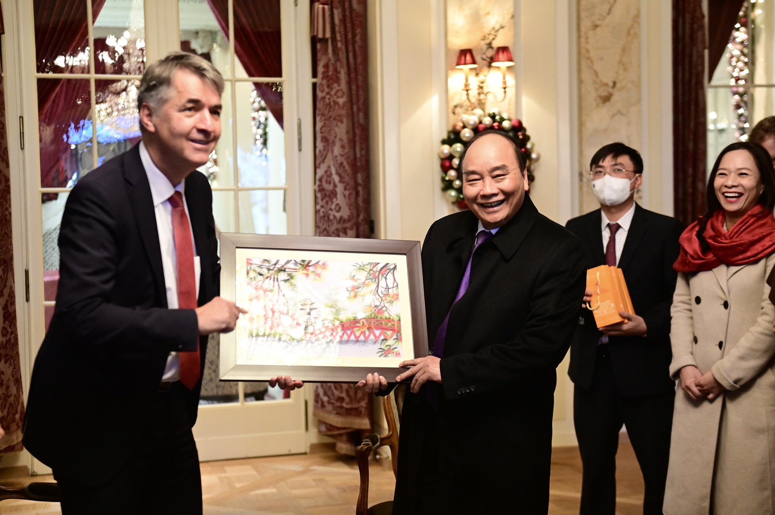 chu tich nuoc tham Thuy Si anh 9