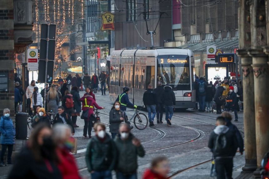 Duc, Italy va Czech phat hien ca nhiem bien chung Omicron dau tien hinh anh