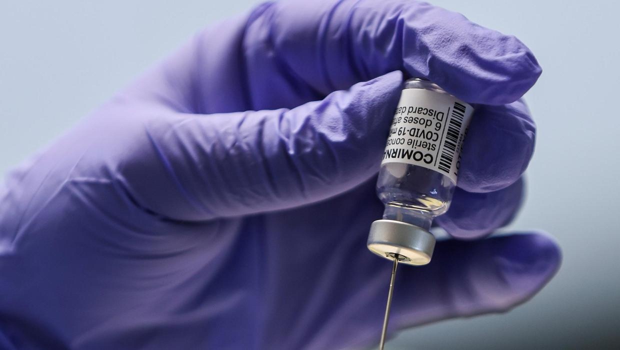 100 trieu lieu vaccine co nguy co bi cac nuoc phuong Tay vut bo hinh anh