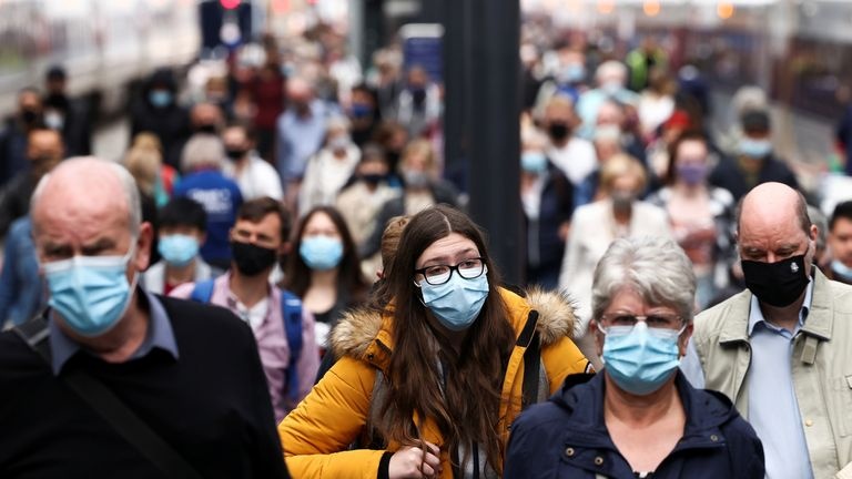 Anh tiep tuc trai qua ngay co so ca mac ky luc hinh anh