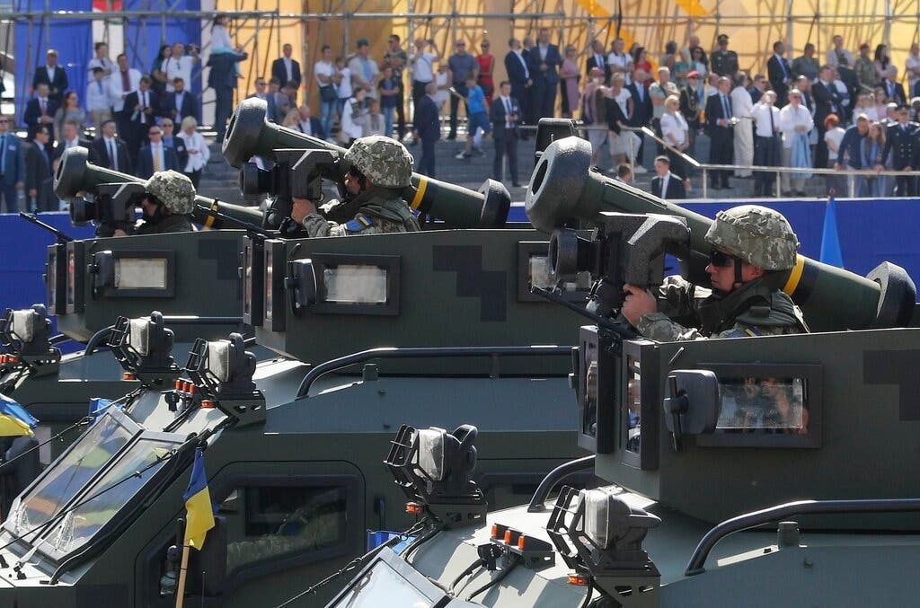 My vach ra cai gia phai tra neu Nga tan cong Ukraine hinh anh