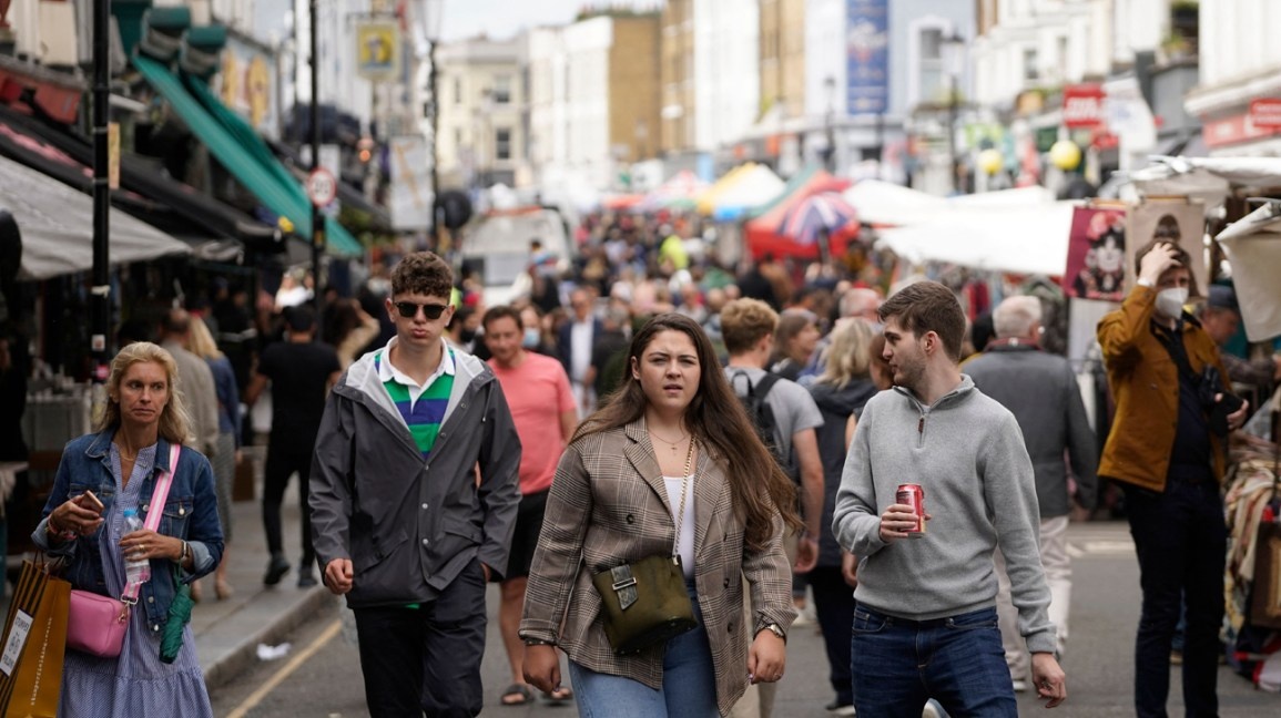 Chuyen gia Anh nhan thay 'tia sang' tu bien chung Omicron hinh anh