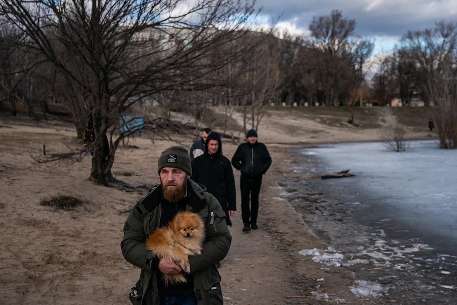 Kyiv cho doi hinh anh