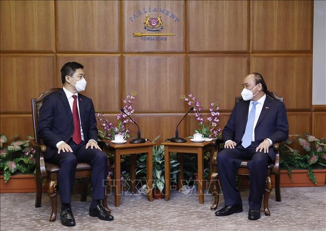 Chu tich nuoc hoi kien chu tich Quoc hoi Singapore hinh anh