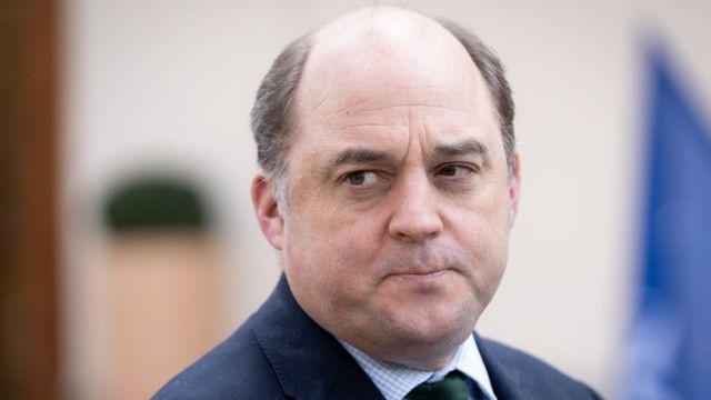 Mao danh thu tuong Ukraine, goi dien duoc den bo truong Anh hinh anh