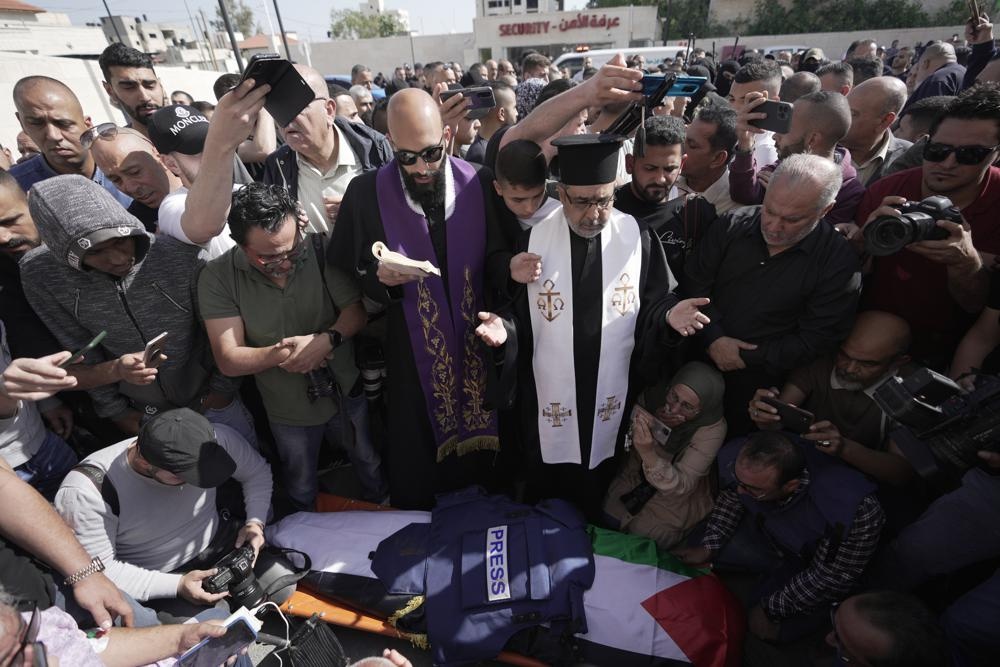 nu phong vien Al Jazeera bi ban chet anh 4