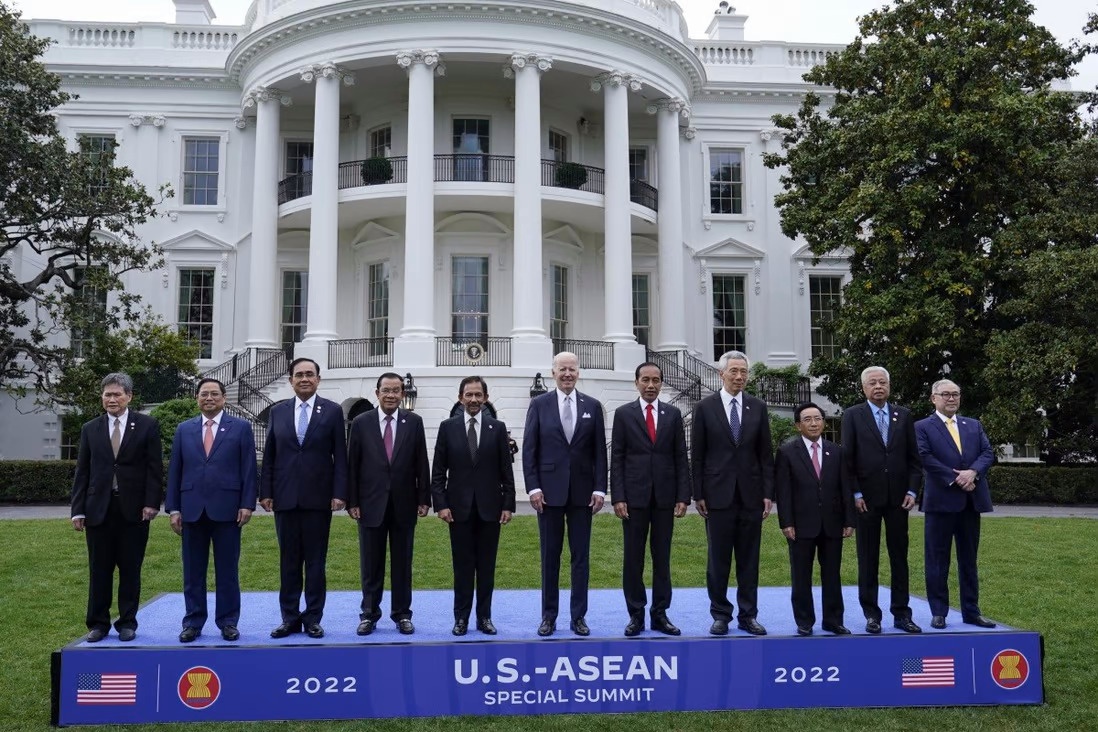 Tong thong Biden hop voi lanh dao cac nuoc ASEAN hinh anh