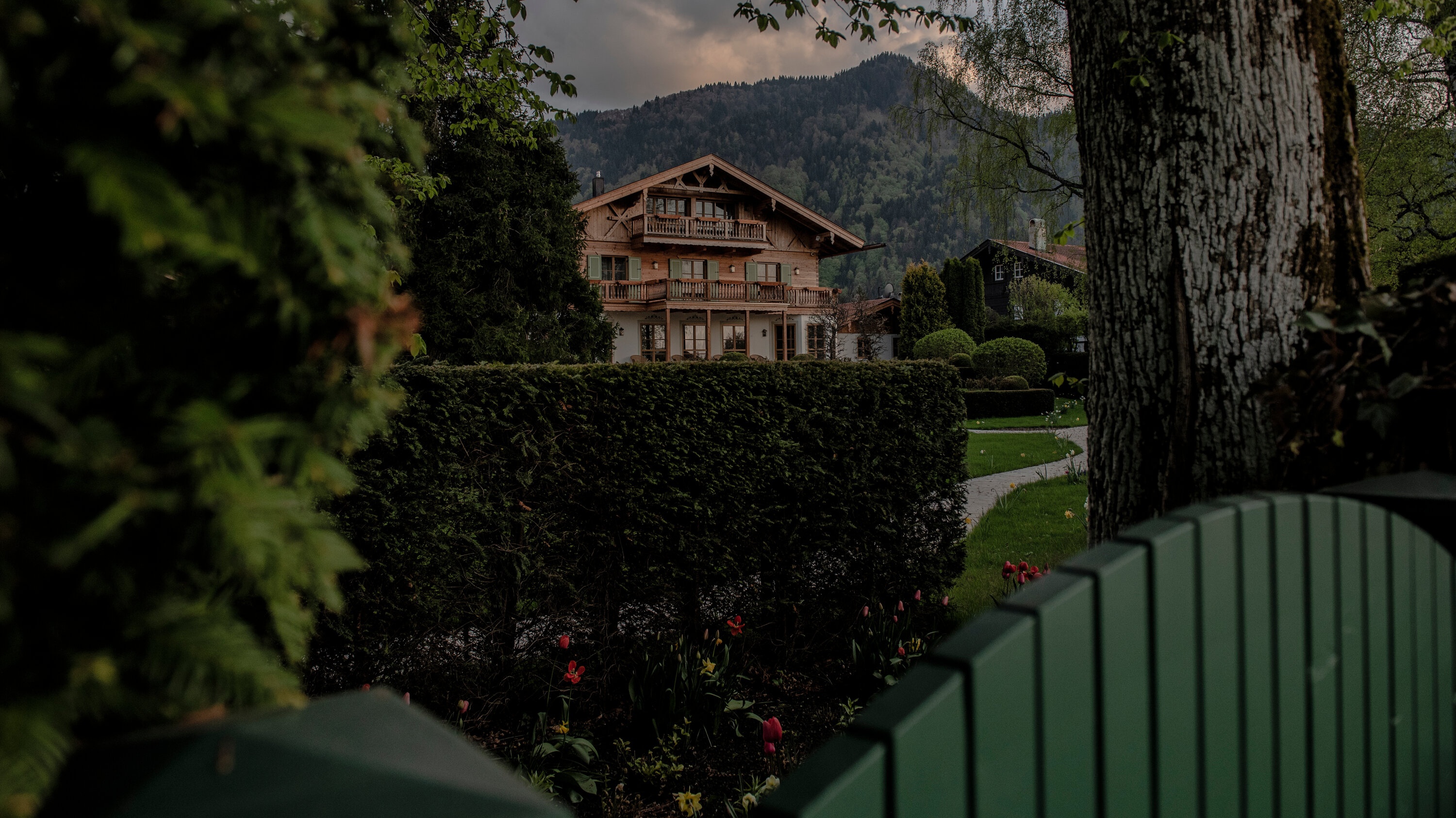 Lenh trung phat Nga thach thuc 'giao keo im lang' o khu nha giau Duc hinh anh