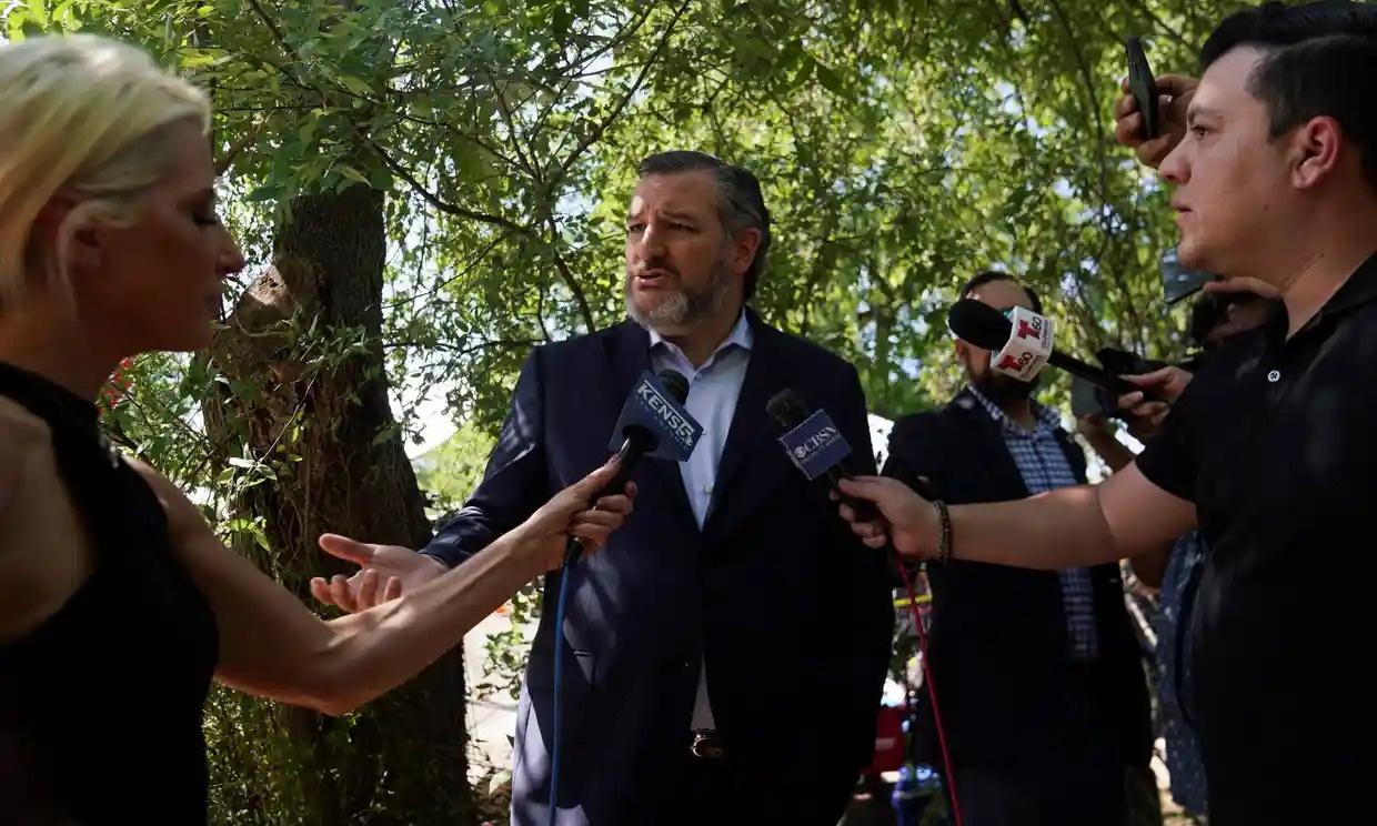 vu xa sung o Texas anh 1