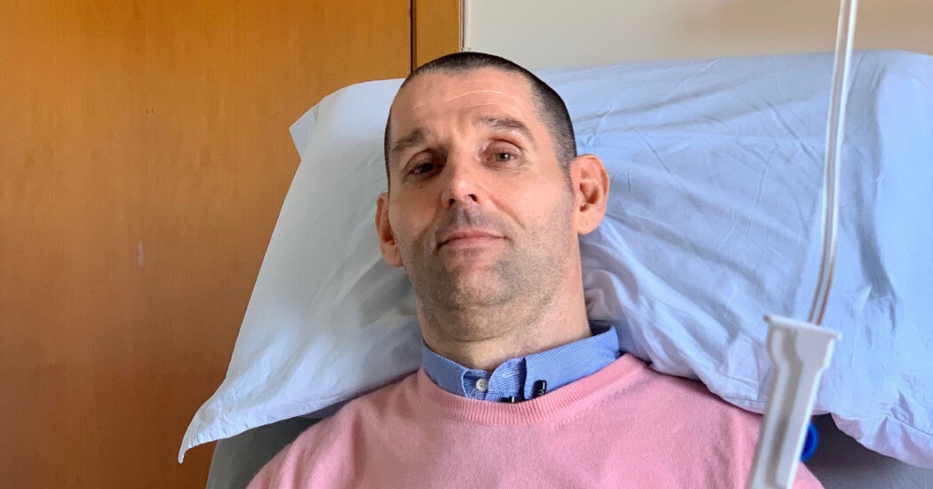 Cuoc chien doi quyen chet cua nguoi dau tien duoc tro tu o Italy hinh anh