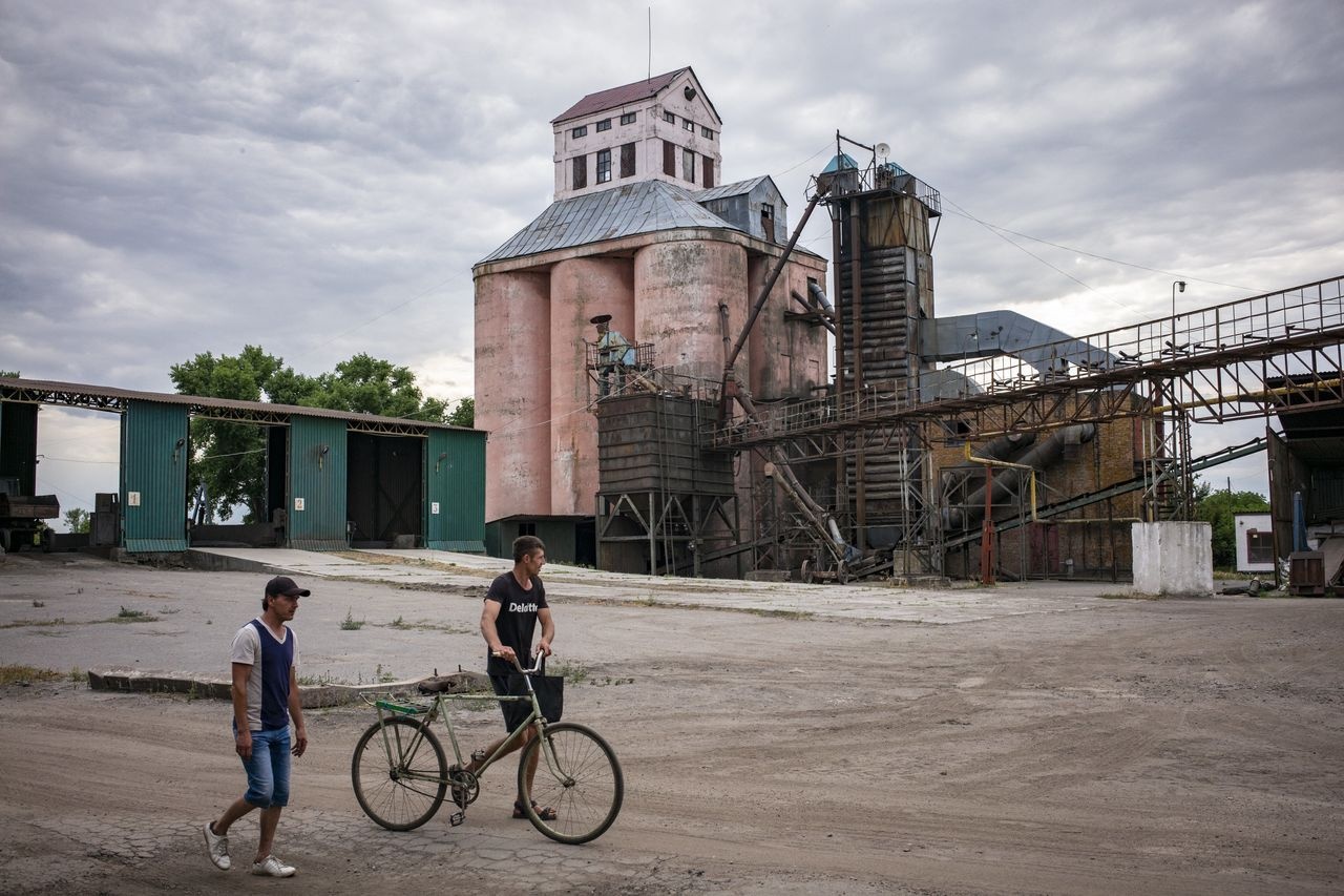 The gioi thieu luong thuc, Ukraine lai lo khong co cho chua ngu coc hinh anh