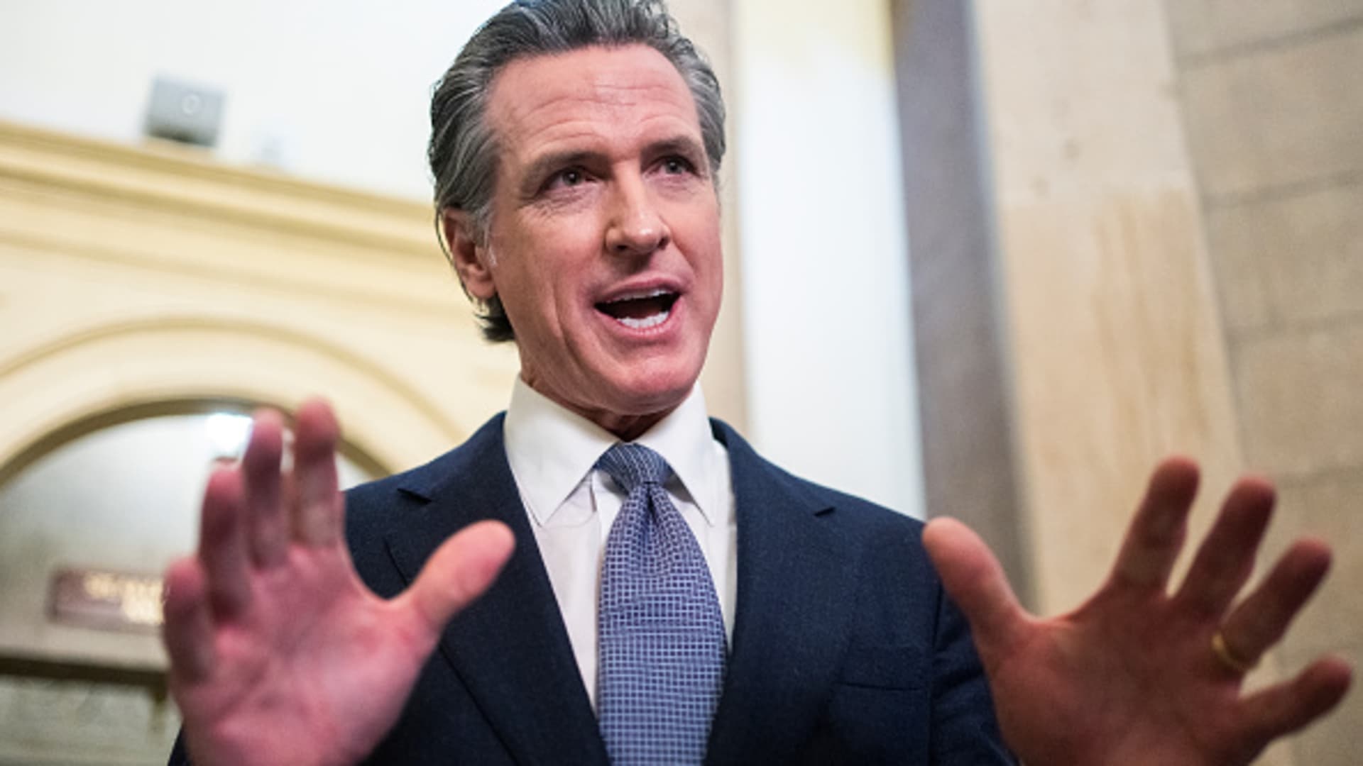 Bang dong dan nhat cua My ban bo tinh trang khan cap hinh anh