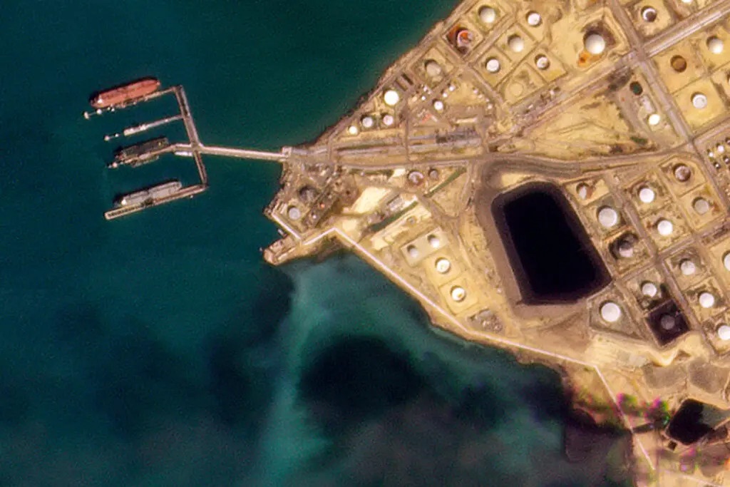 Loai cong nghe giup tau ca Trung Quoc che giau hoat dong mo am hinh anh