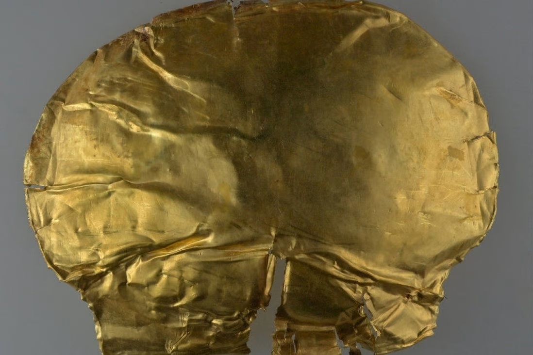 mặt nạ vàng ảnh 1 mat na vang anh 1