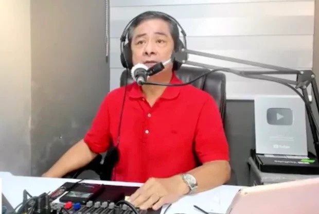 Nha bao Philippines bi ban chet ngoai pho hinh anh