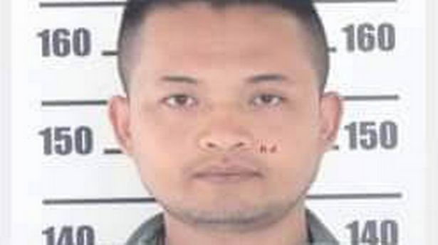 Cuu si quan canh sat Thai Lan ban chet 34 nguoi roi tu sat hinh anh