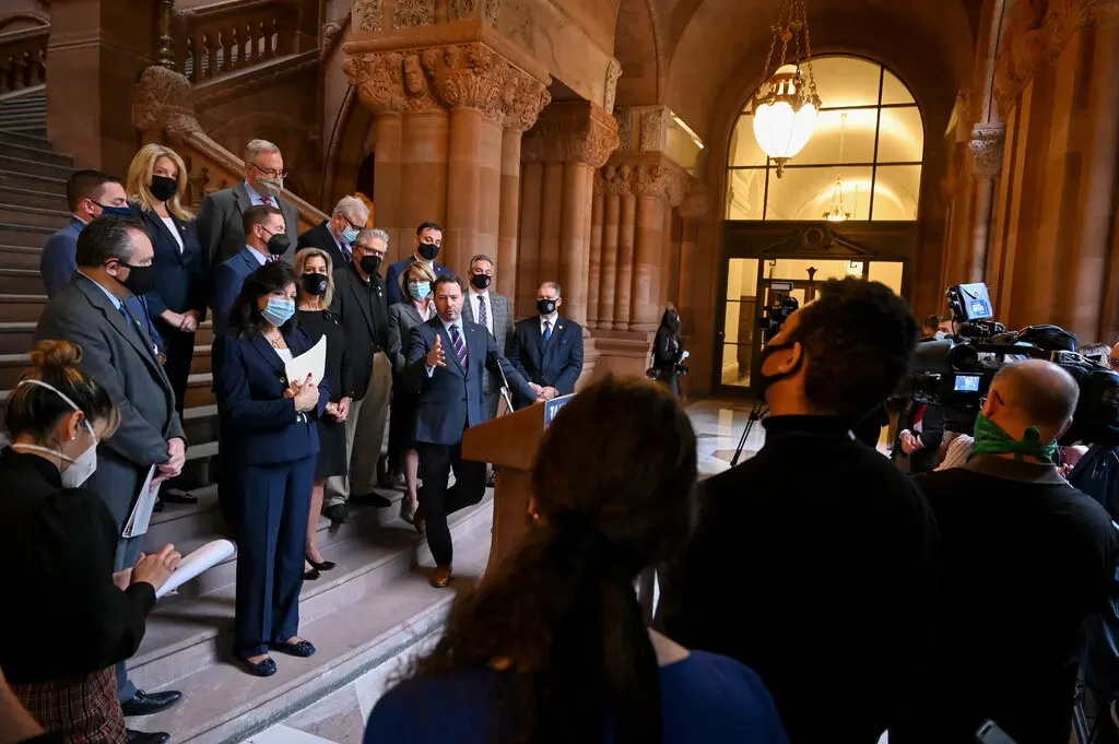 Dang Cong hoa nam ro nguon goc quyen luc hinh anh