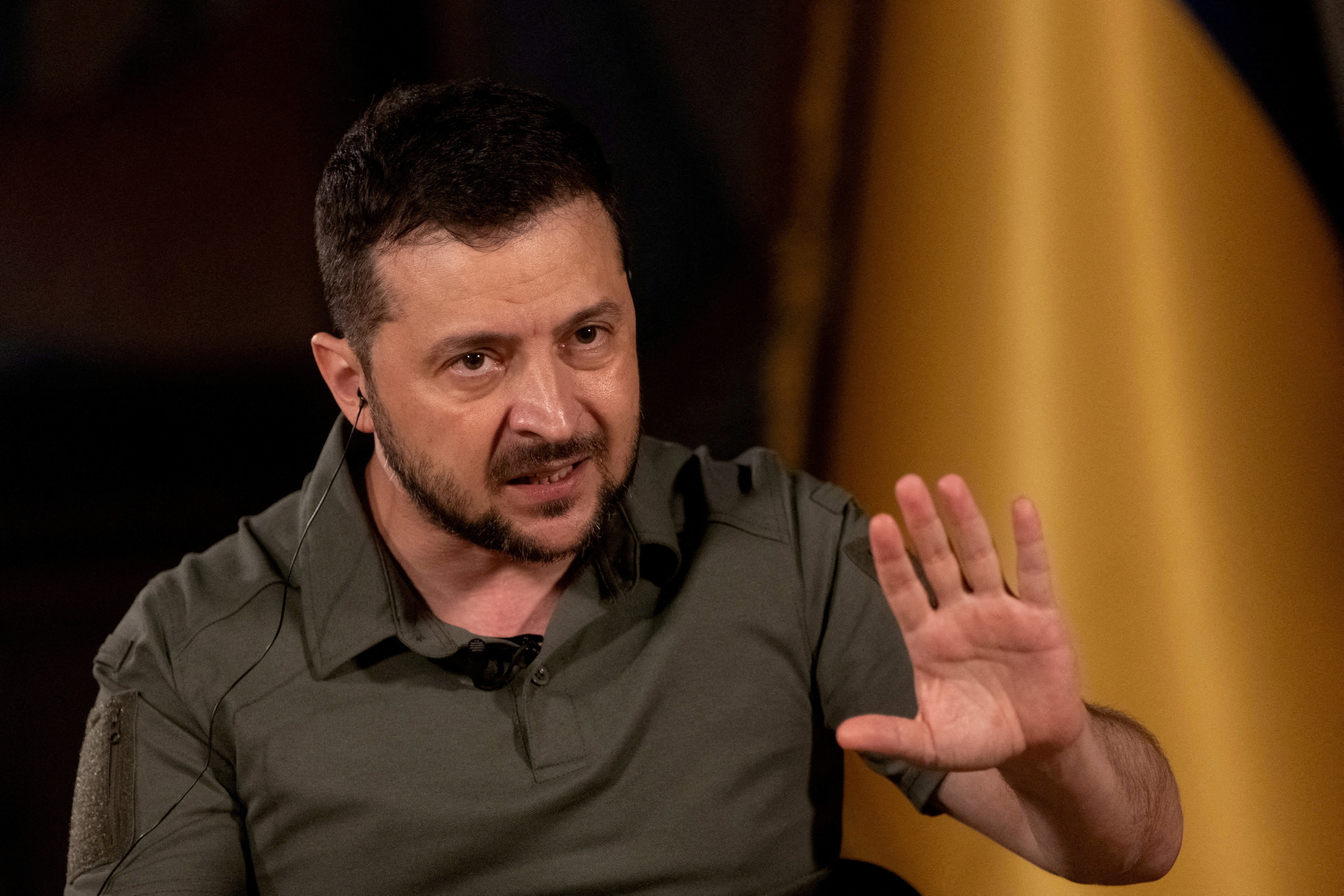 Tong thong Ukraine: Ten lua roi xuong Ba Lan khong phai cua chung toi hinh anh