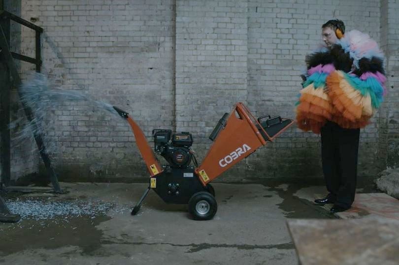 Xen vun 10.000 bang Anh vi Beckham khong rut khoi World Cup Qatar hinh anh