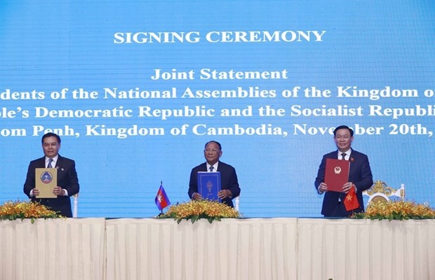 Lan dau lap co che Hoi nghi cap cao Quoc hoi Campuchia, Lao, Viet Nam hinh anh