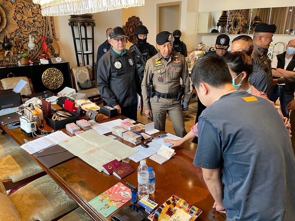 Cau hoi lon ve cac bang dang Trung Quoc sieu giau o Thai Lan hinh anh