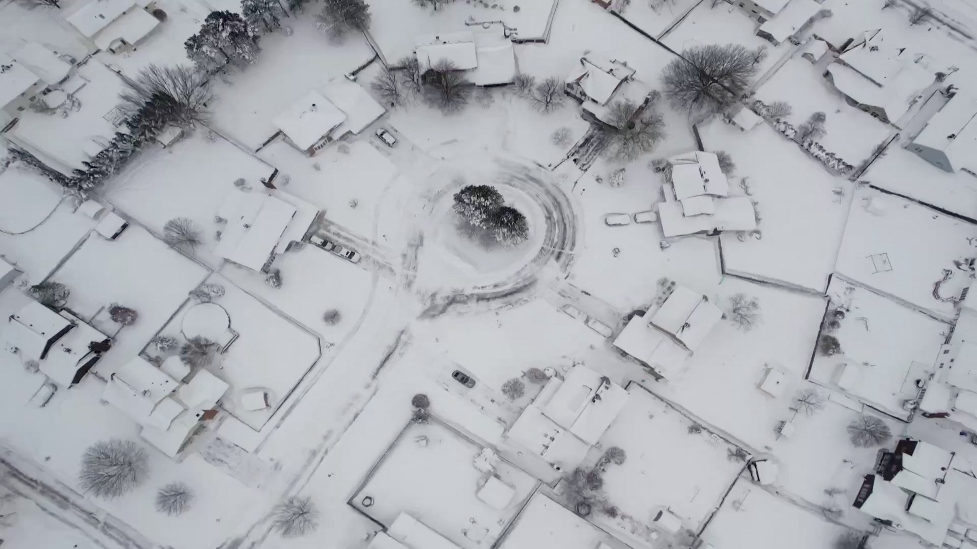 Bao tuyet o My se tan, nhung noi dau van xe long nguoi o lai hinh anh