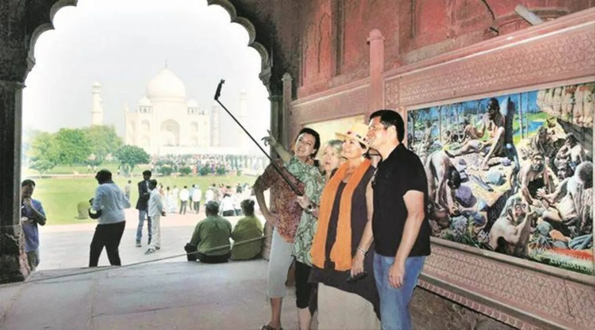 Nhung du khach 'thay doi mai mai' khi den An Do hinh anh