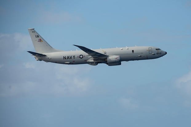 Trinh sat co My bay qua eo bien Dai Loan, Bac Kinh phan ung hinh anh